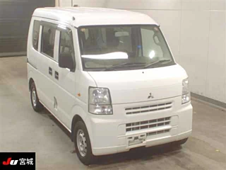 MITSUBISHI MINICAB VAN 2015
