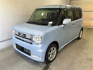TOYOTA PIXIS SPACE 2014