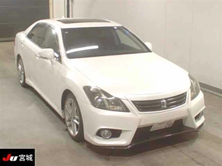 TOYOTA CROWN 2011
