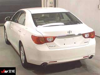 TOYOTA MARK X 2010