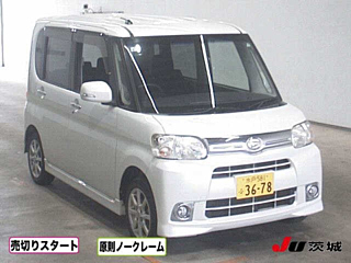 DAIHATSU TANTO 2013
