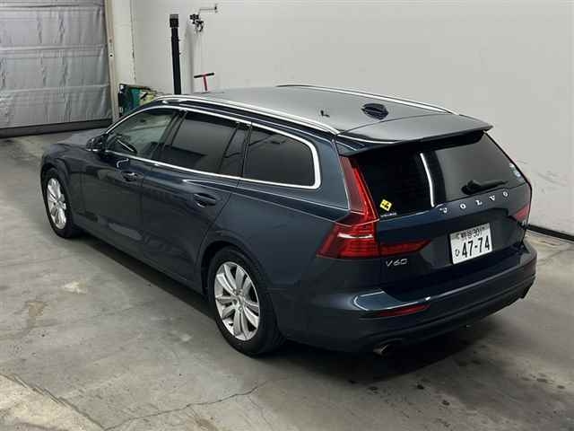 VOLVO V60 2019