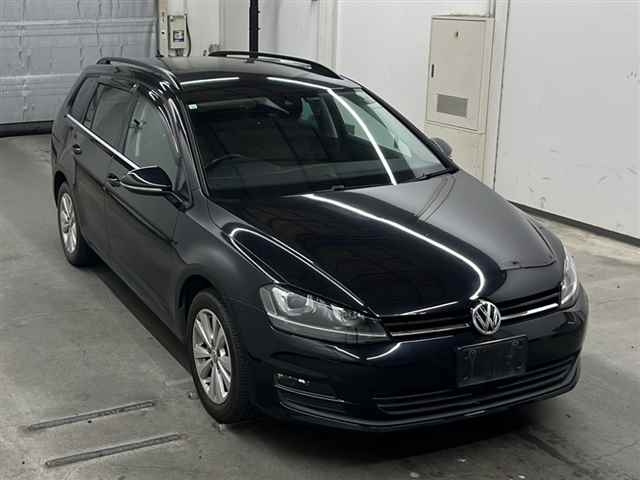 VOLKSWAGEN GOLF VARIANT 2016