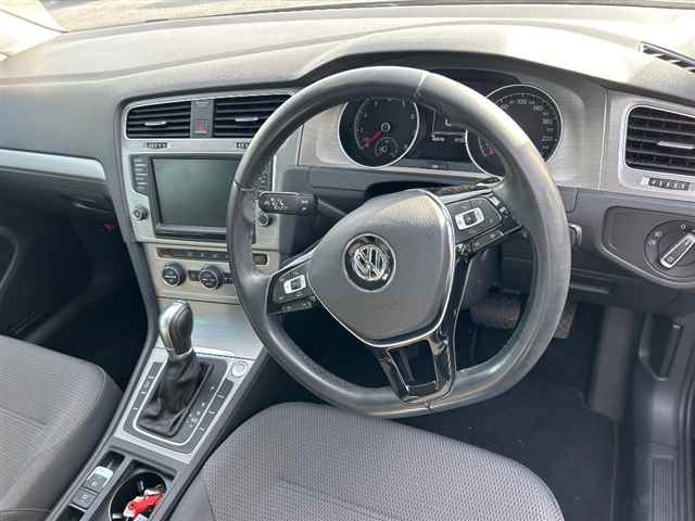 VOLKSWAGEN GOLF VARIANT 2016