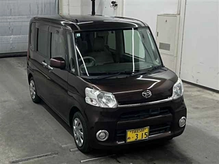 DAIHATSU TANTO 2015