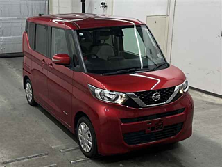 NISSAN ROOX 2021