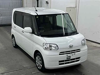 DAIHATSU TANTO 2012