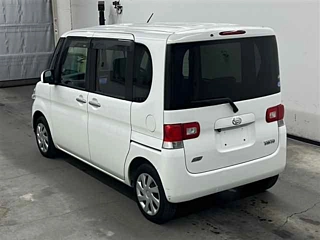 DAIHATSU TANTO 2012