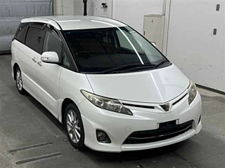 TOYOTA ESTIMA 2010