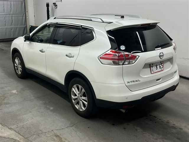 NISSAN X-TRAIL 2015