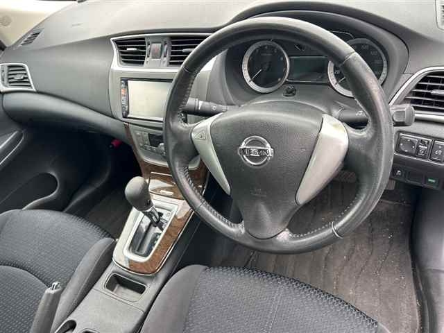 NISSAN SYLPHY 2013