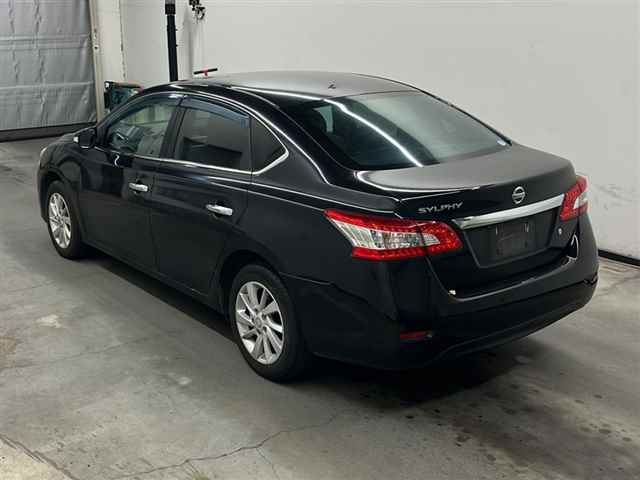NISSAN SYLPHY 2013