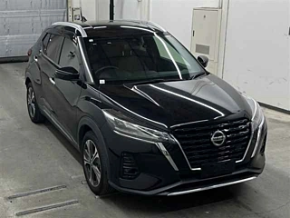 NISSAN KIX 2021