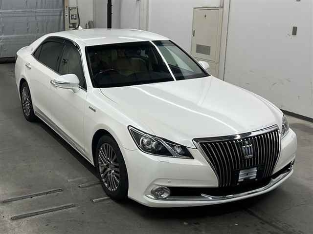 TOYOTA CROWN 2014