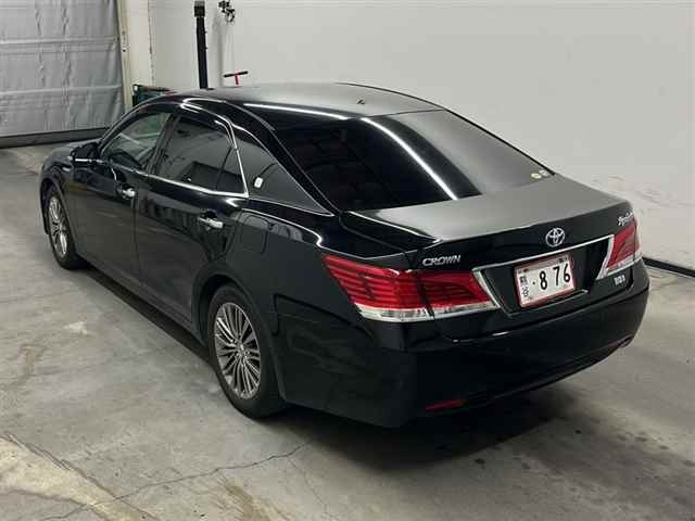 TOYOTA CROWN 2013