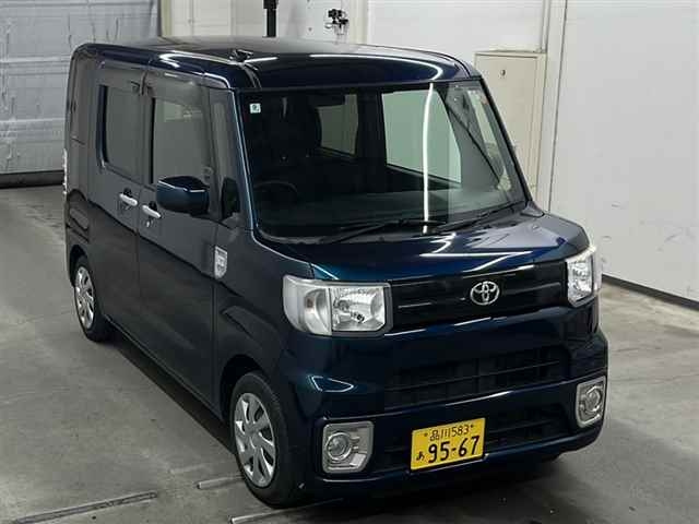TOYOTA PIXIS MEGA 2020