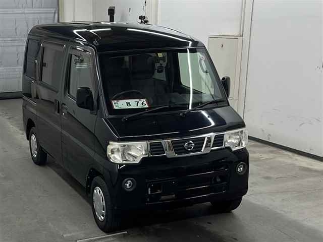 NISSAN CLIPPER VAN 2013