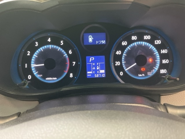 TOYOTA MARK X ZIO 2009