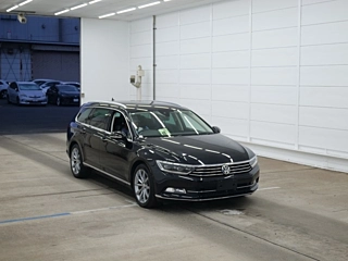 VOLKSWAGEN PASSAT VARIANT 2020