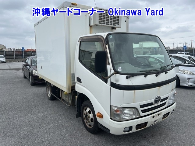 TOYOTA DYNA 2015