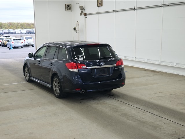 SUBARU LEGACY 2013