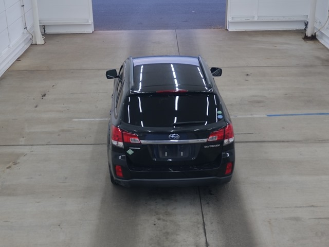 SUBARU LEGACY OUTBACK 2012