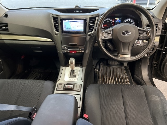 SUBARU LEGACY OUTBACK 2012