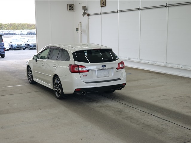SUBARU LEVORG 2015