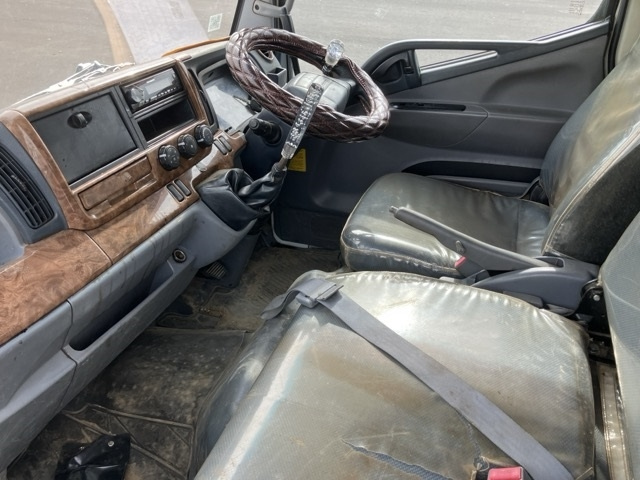 MITSUBISHI CANTER 2014