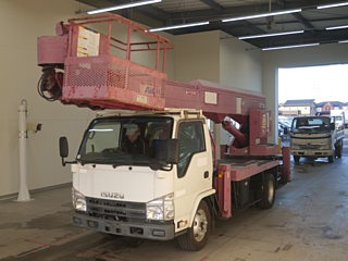 ISUZU ELF 2009