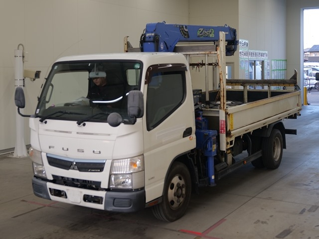 MITSUBISHI CANTER 2016