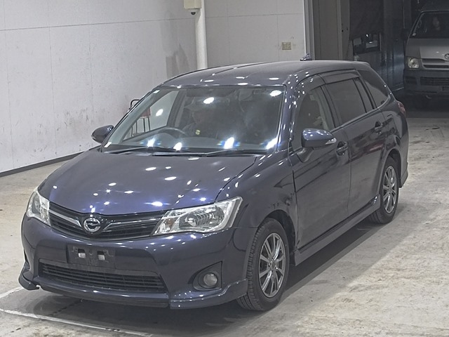 TOYOTA COROLLA FIELDER 2013