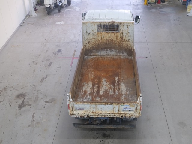 MITSUBISHI CANTER 2016