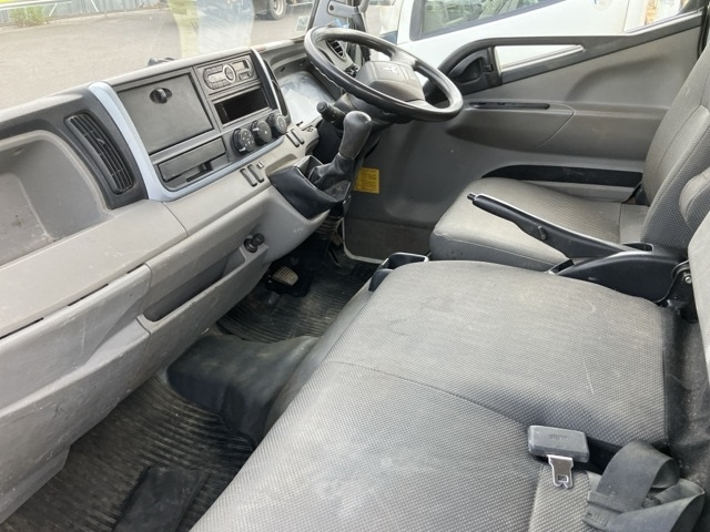 MITSUBISHI CANTER 2016