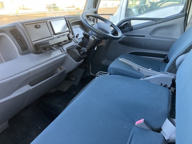 MITSUBISHI CANTER 2015