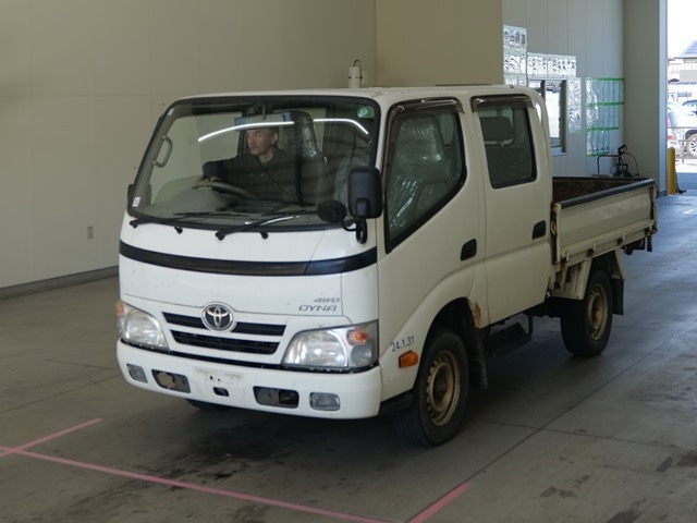 TOYOTA DYNA 2012