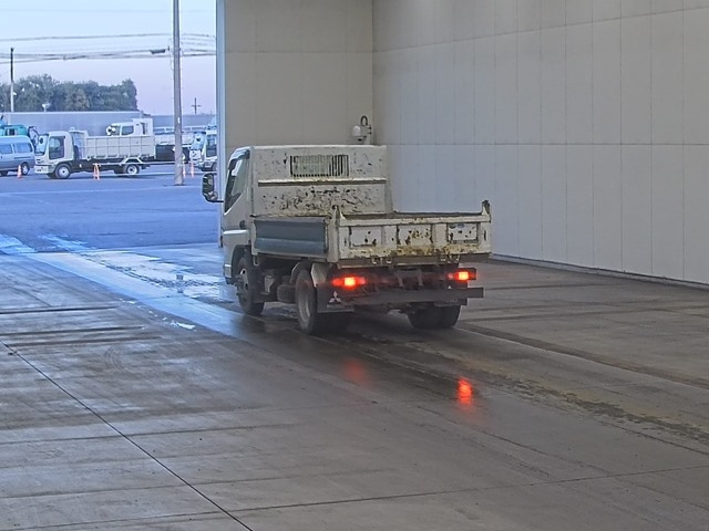 MITSUBISHI CANTER 2017