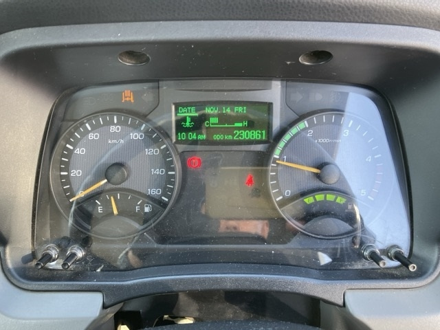 MITSUBISHI CANTER 2016