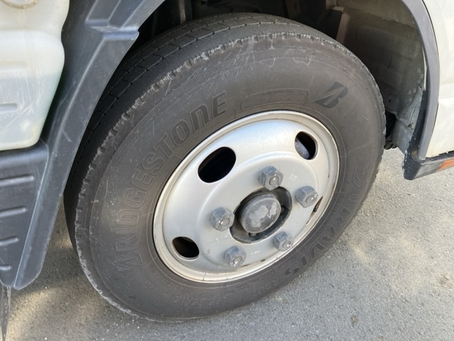 MITSUBISHI CANTER 2016