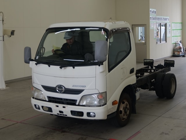 HINO DUTRO 2013