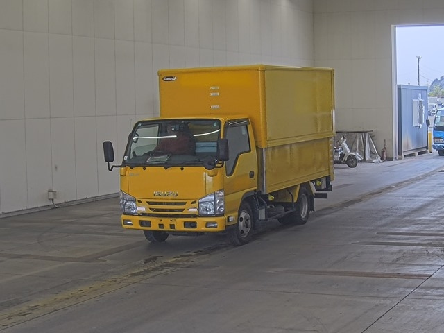 ISUZU ELF 2018