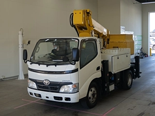 TOYOTA DYNA 2009