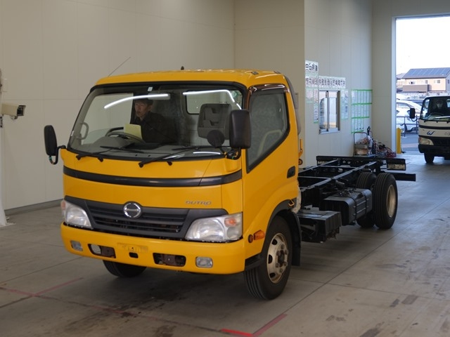 HINO DUTRO 2011