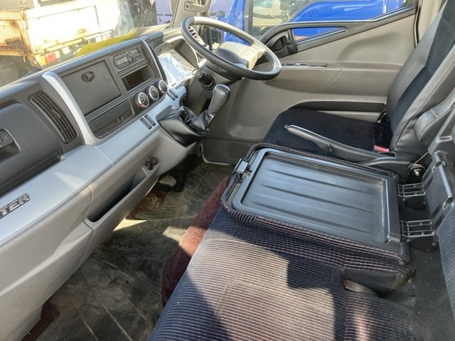 MITSUBISHI CANTER 2017