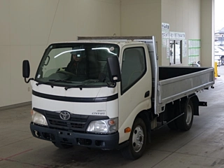 TOYOTA DYNA 2010