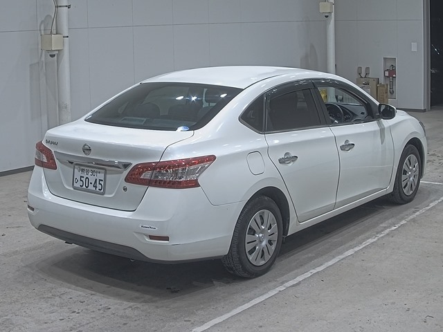 NISSAN SYLPHY 2013