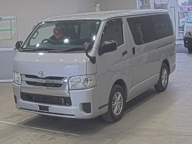 TOYOTA REGIUS ACE VAN 2015
