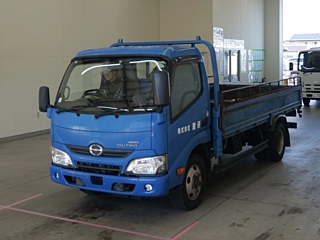 HINO DUTRO 2016