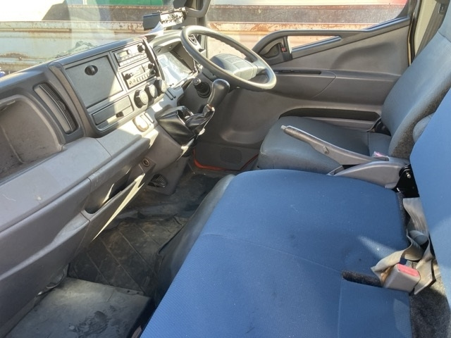 MITSUBISHI CANTER 2012