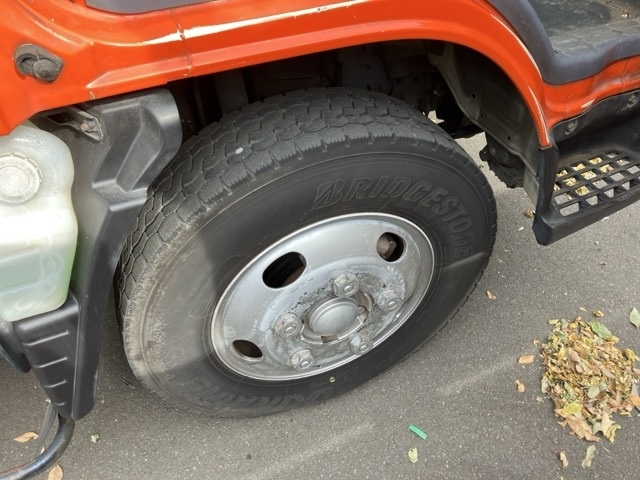 MITSUBISHI CANTER 2012